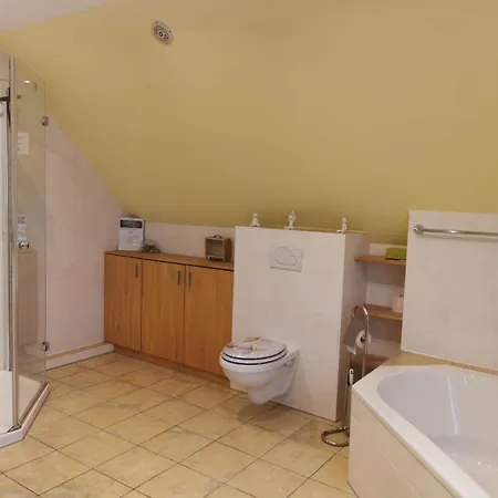 Gaestehaus Zum Gesundheitszentrum Matz Guest house Sulzdorf an der Lederhecke