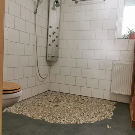 Guest house Gaestehaus Zum Gesundheitszentrum Matz Sulzdorf an der Lederhecke